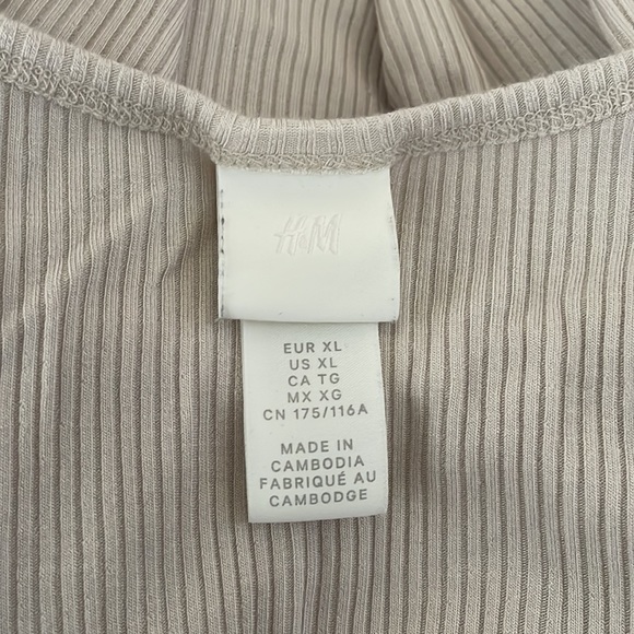 H&M Racer Back Tank Top - Picture 4 of 5